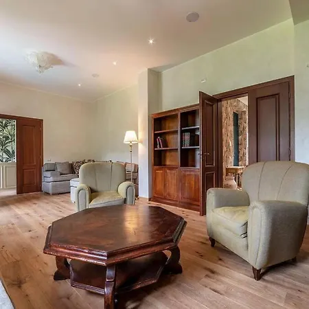 Gina Umbria Luxury Retreat