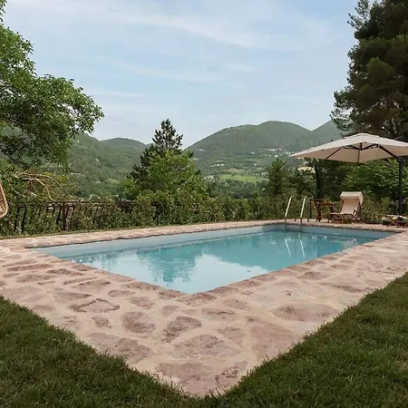 Gina Umbria Luxury Retreat SantʼAnatolia di Narco