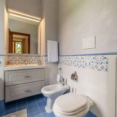 Gina Umbria Luxury Retreat Villa SantʼAnatolia di Narco